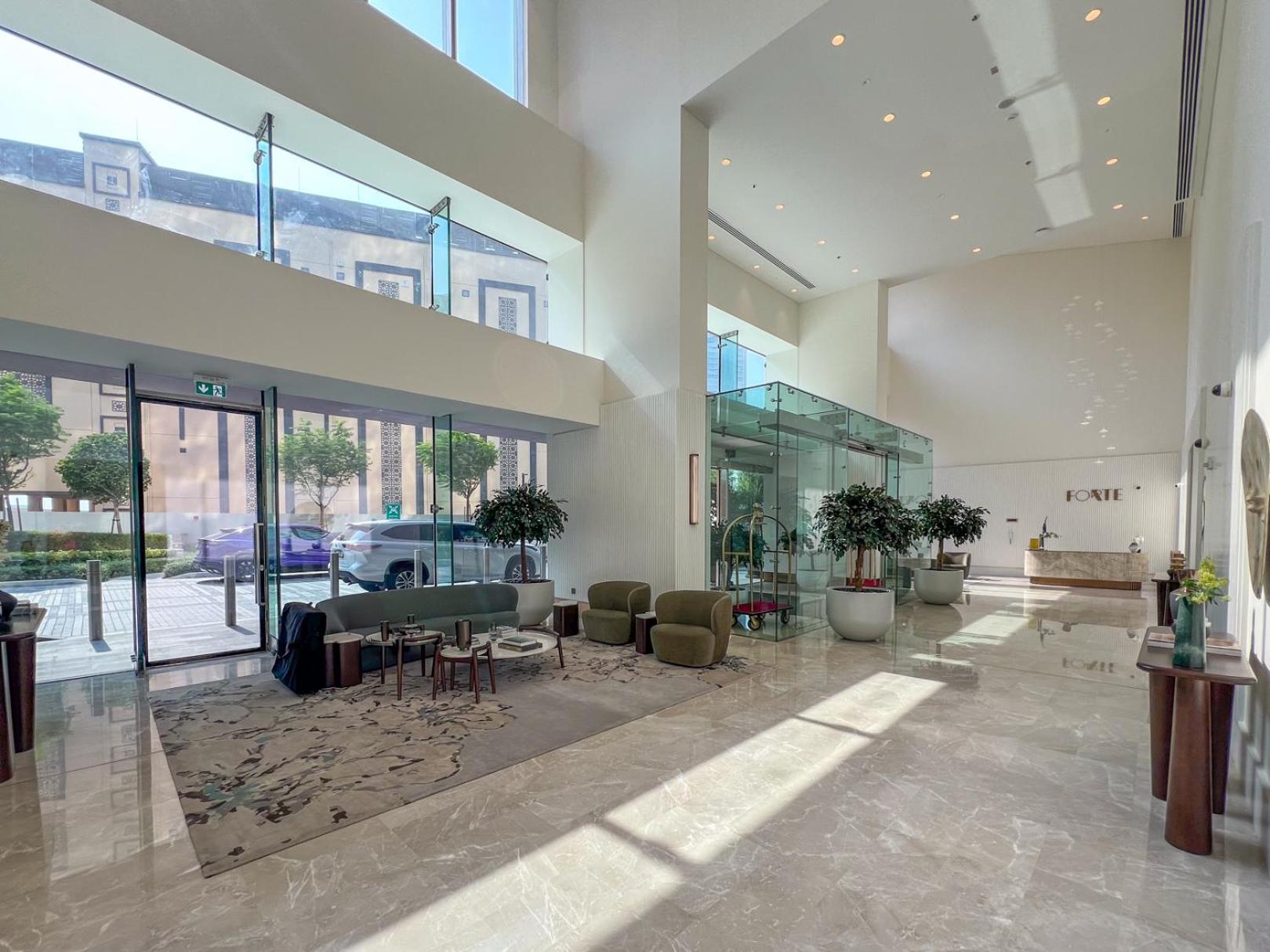 Downtown Luxury - Open Views Of The & The Sea - Walking Distance To Mall Appartement Dubaï